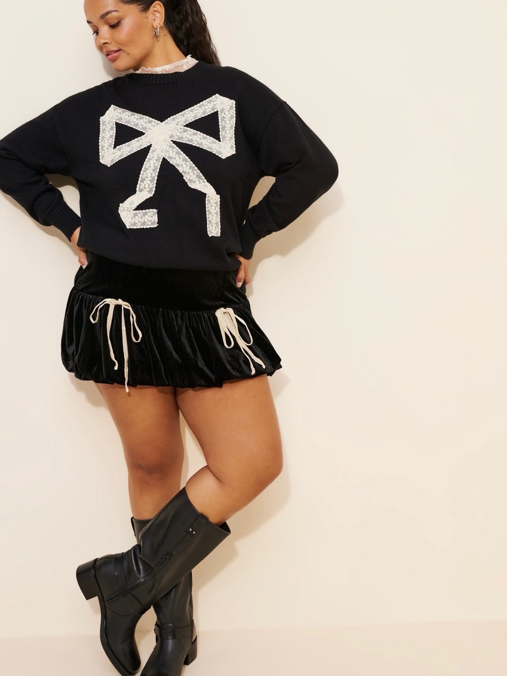 Eloquii Lace Appliqué Bow Sweater Size 14/16